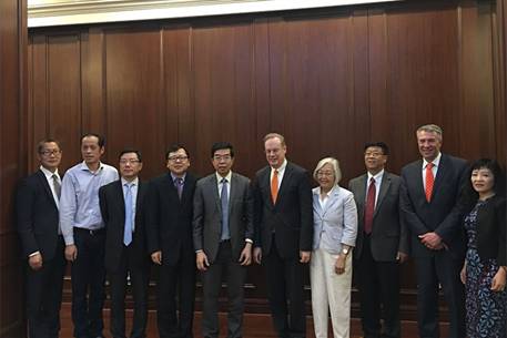 美国雪城大学校长kent syverud一行到访必赢中国官方网站_副本